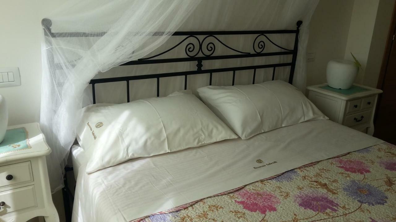 A Casa Di Desideria Hotel Monsampolo Del Tronto ภายนอก รูปภาพ