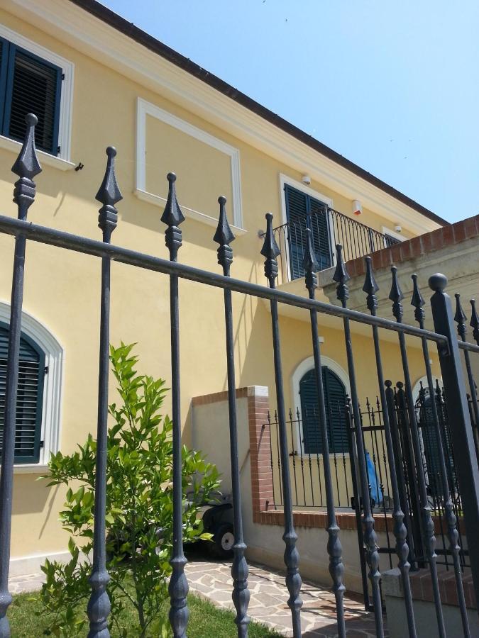 A Casa Di Desideria Hotel Monsampolo Del Tronto ภายนอก รูปภาพ